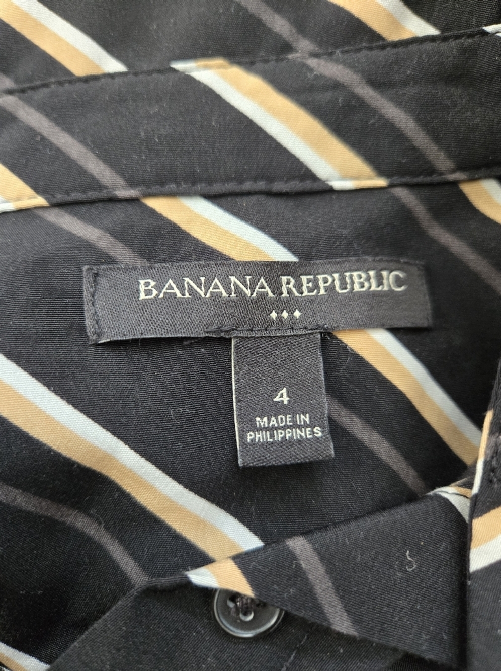 BANANA REPIBLIC FACTORY Striped Tie-Waist Shirt Dress in Black and Cream. Size 4 - Picture 12 of 13